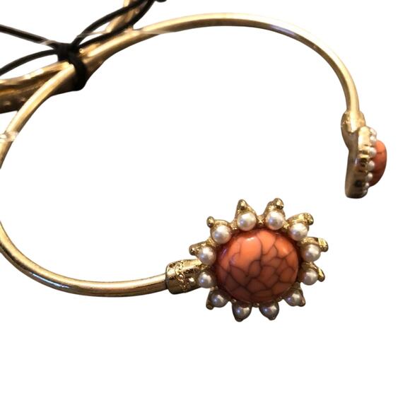 Set of 3 Gold tone Bracelets Bangles - Picture 4 of 6